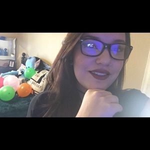 Meet your Posher, Alura